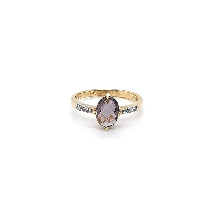 Goldring mit lila Stein