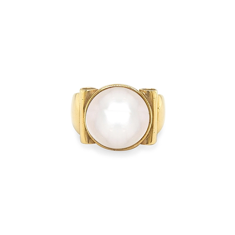 Goldring mit Perle