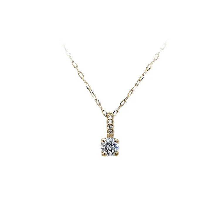 Gold-Anhänger mit Zirkonen