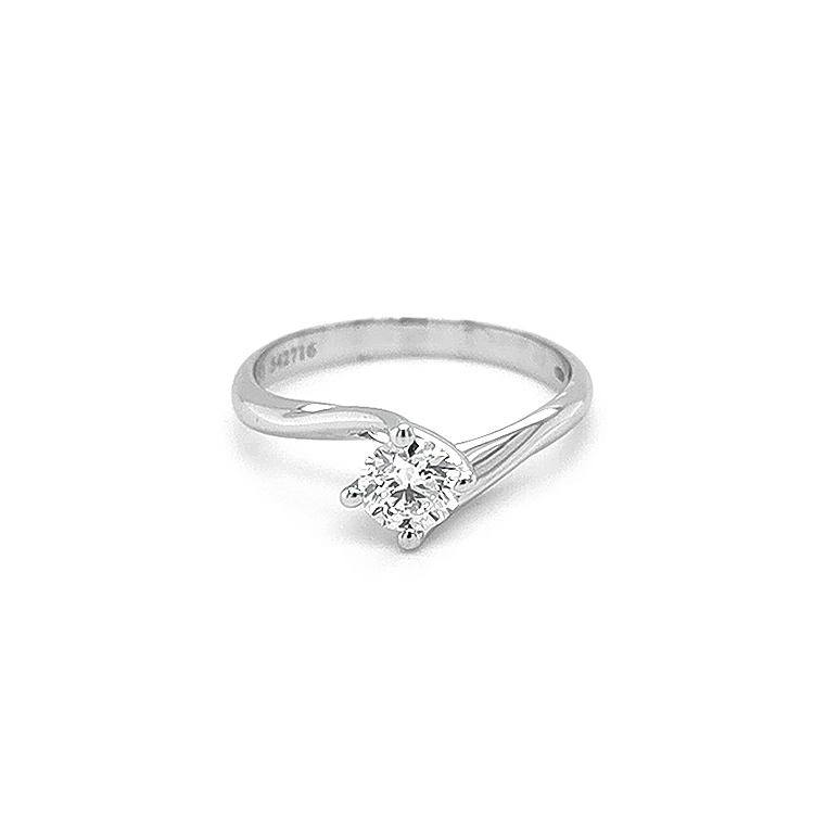 Gold Verlobungsring mit Diamant