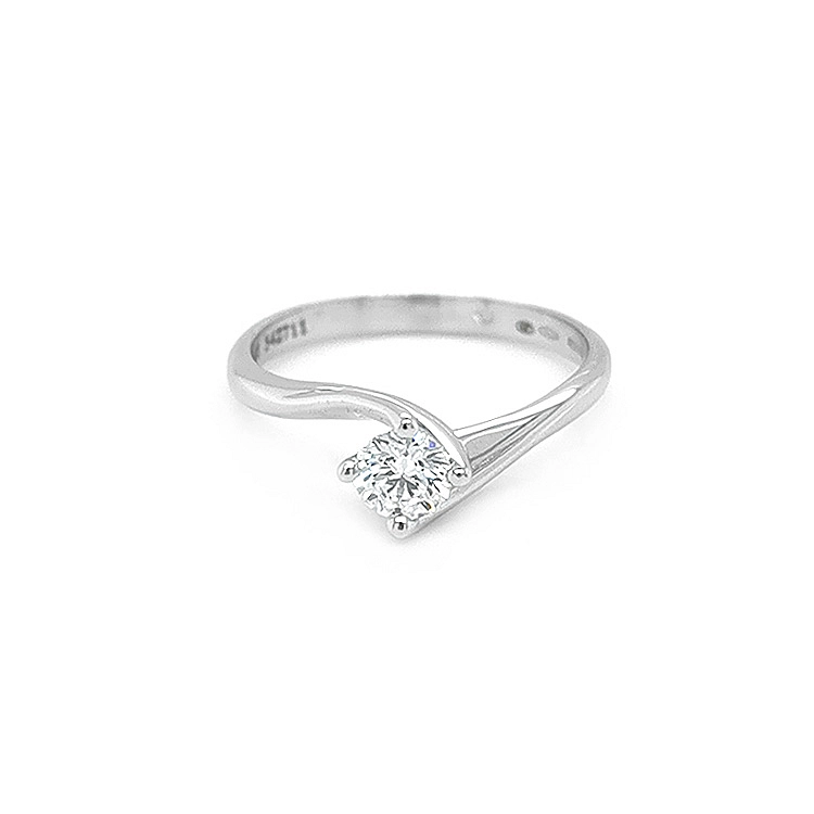 Gold Verlobungsring mit Diamant