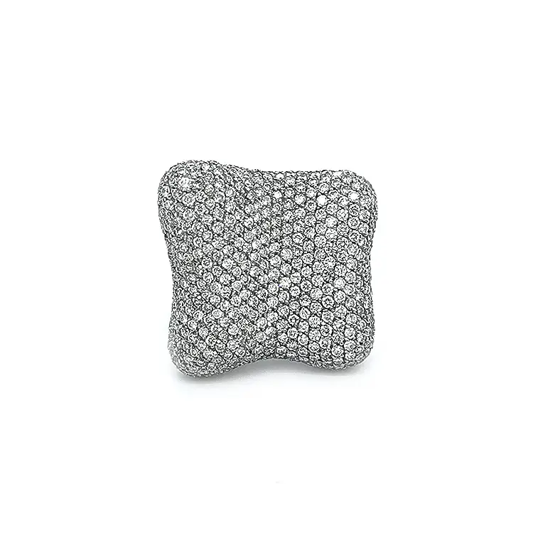 Goldring mit Diamanten