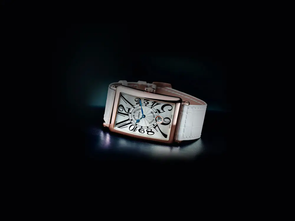 Franck Muller Long Island Perlmutt 952 QZ REL MOP D 1R